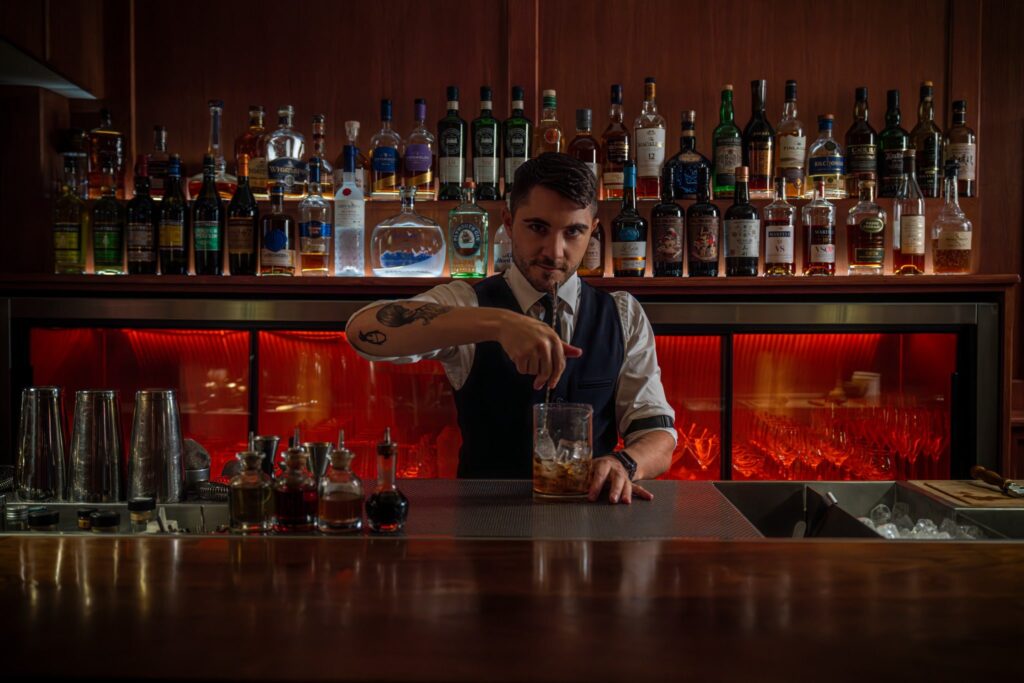 bar à cocktail lyon l'antiquaire